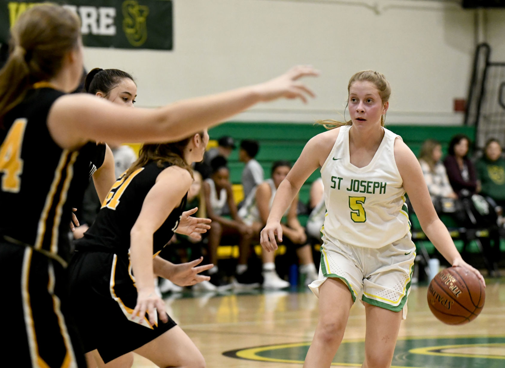 111919 SLO SJ girls bb 14.jpg